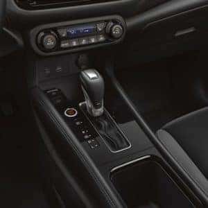 2021 Nissan Kicks gearshift