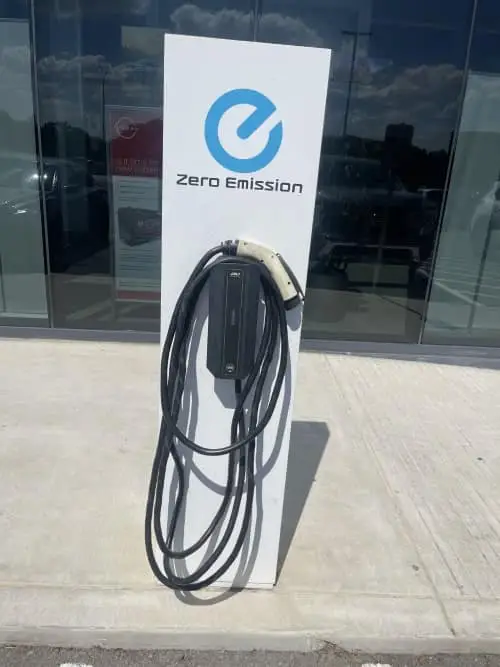 Nissan zero deals emission charging station