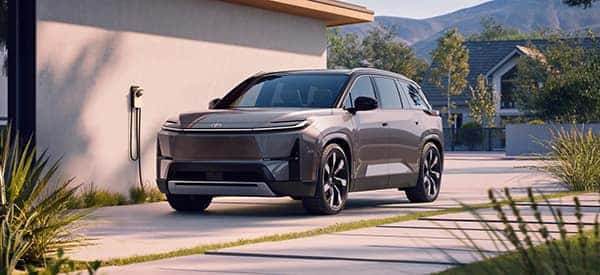 the all new redesigned 2027 toyota highlander all electric powertrain