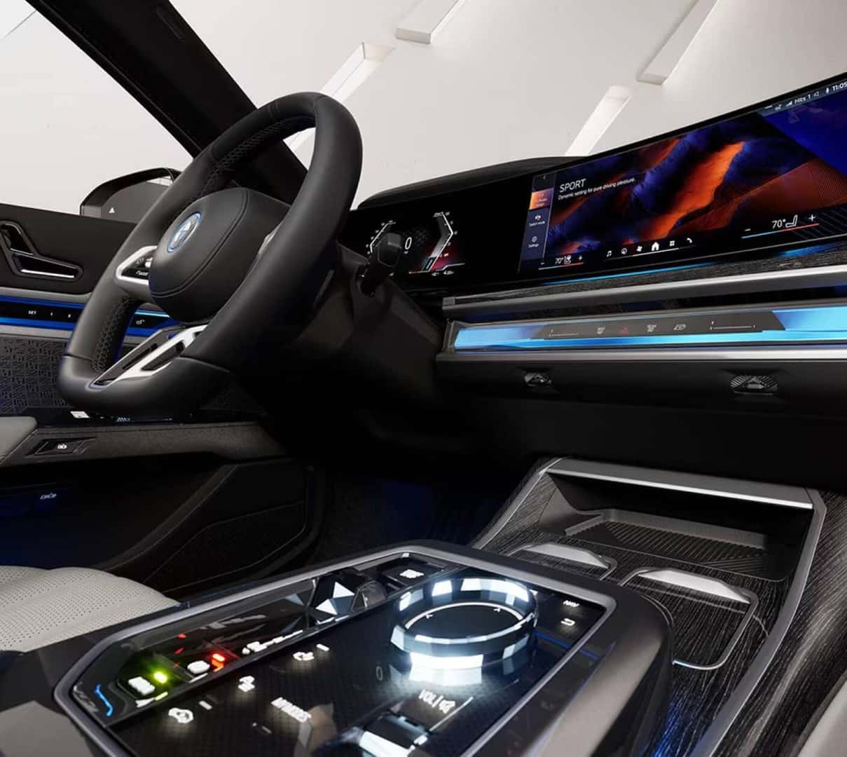 BMW i7 TRIMS and PACKAGES