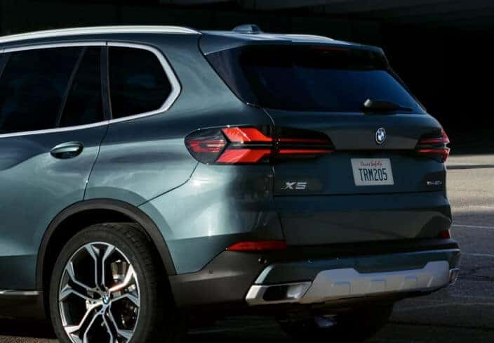 BMW X5 CARGO AND DIMENSIONS