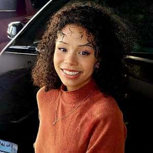 Kianni  Blanton 