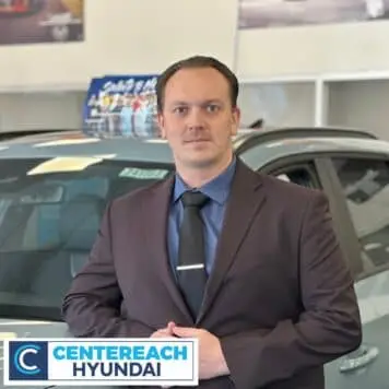 Centereach Hyundai Staff 