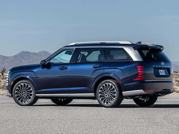 2026 Hyundai Palisade Rear Angle