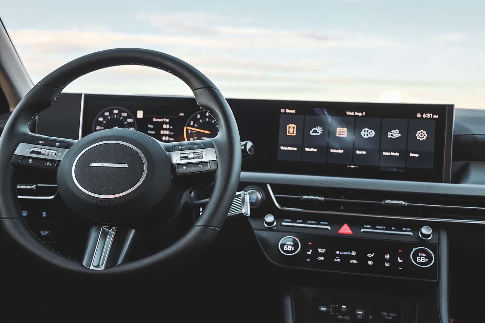 2024 Hyundai Sonata Limited Hybrid dashboard