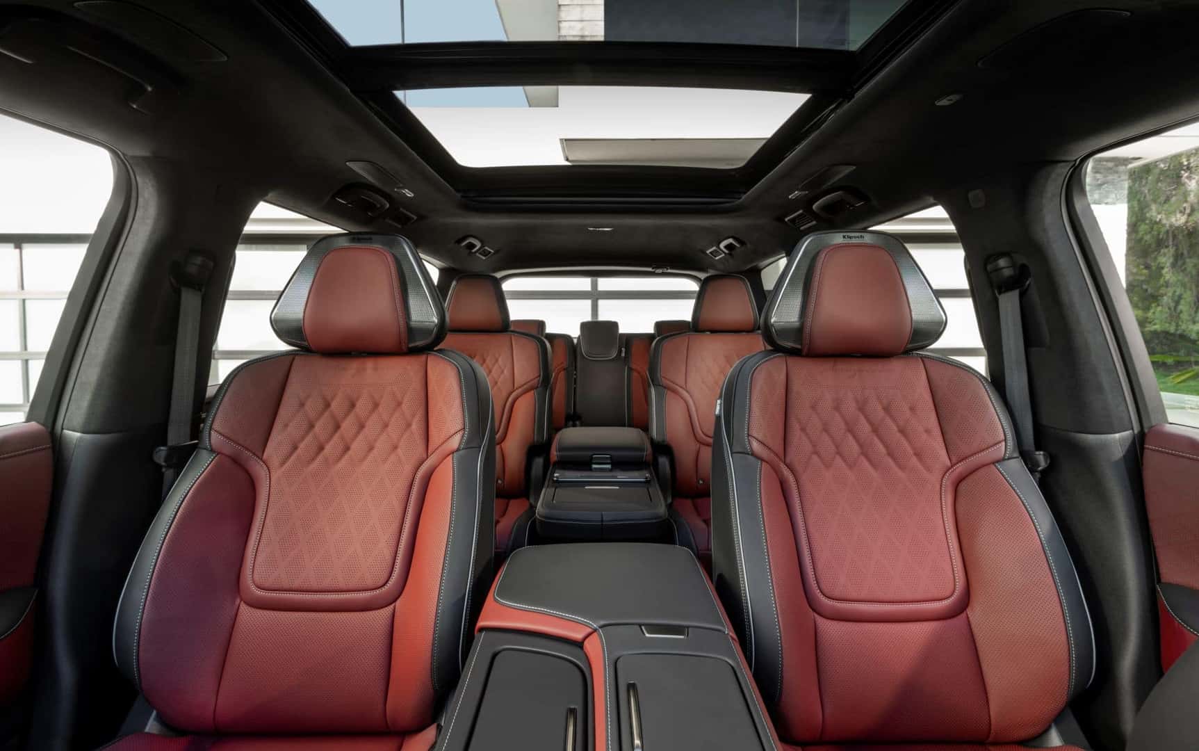 2025 INFINITI QX80 red and black interior
