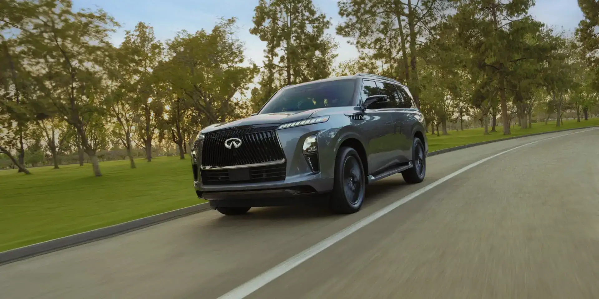 2026 INFINITI QX80 Gray in motion