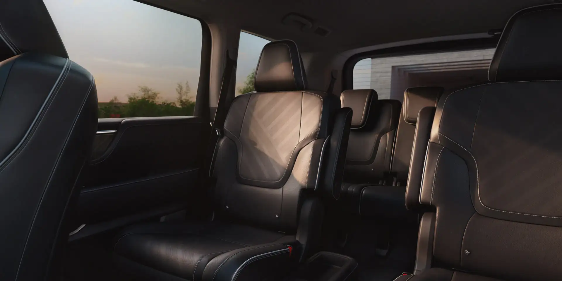 2026 INFINITI QX80 interior captain chairs