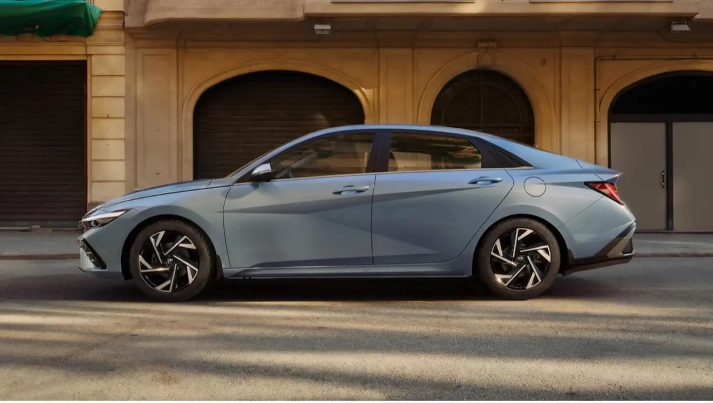 Introducing the 2024 Hyundai Elantra: A Fusion of Innovation and Design ...