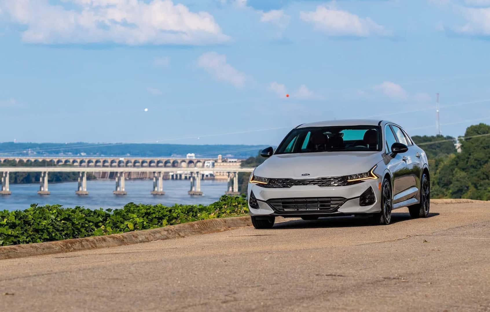 Greenway Kia of the Shoals New & Used Car Dealer in Sheffield, AL