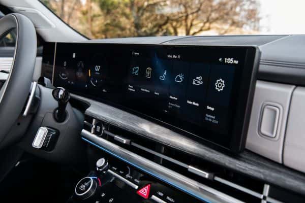 Panoramic curved display in the 2027 Hyundai Santa Fe