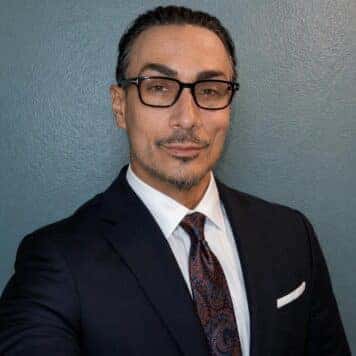 Leo  Carbajal