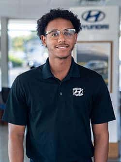 Elliot Sanchez