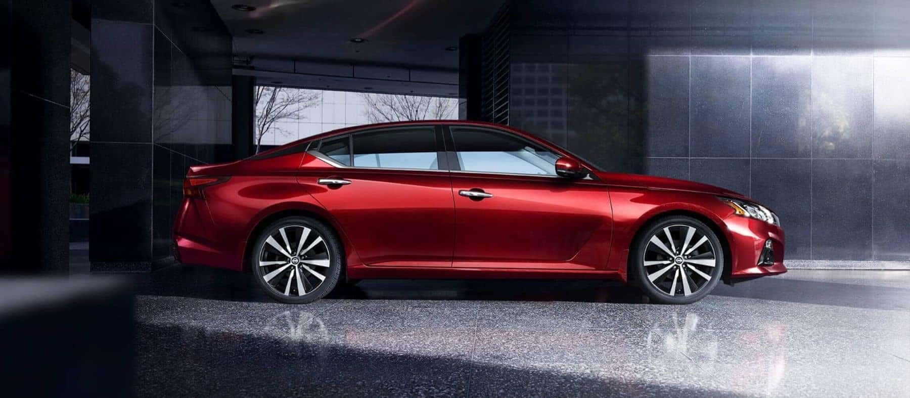 2020 Altima Masthead