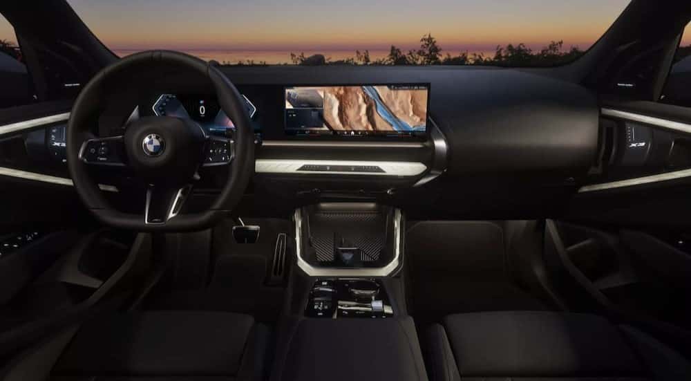 Black dash in a 2025 BMW X3.