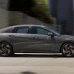 2025HyundaiElantraHybrid-exterior-02