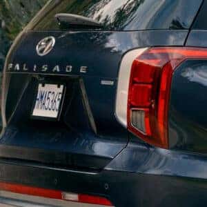 Close-up of the rear taillight and badging of the 2023 Hyundai Palisade.
