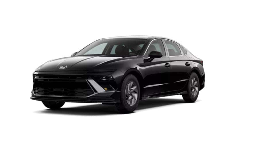The 2025 Hyundai Sonata SE in Abyss Black exterior paint.