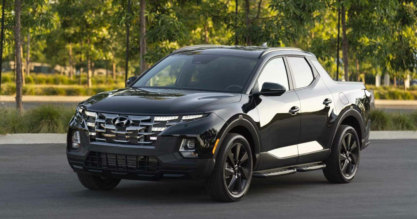 Trim Differences: 2023 Hyundai Santa Cruz Night | Safford Hyundai