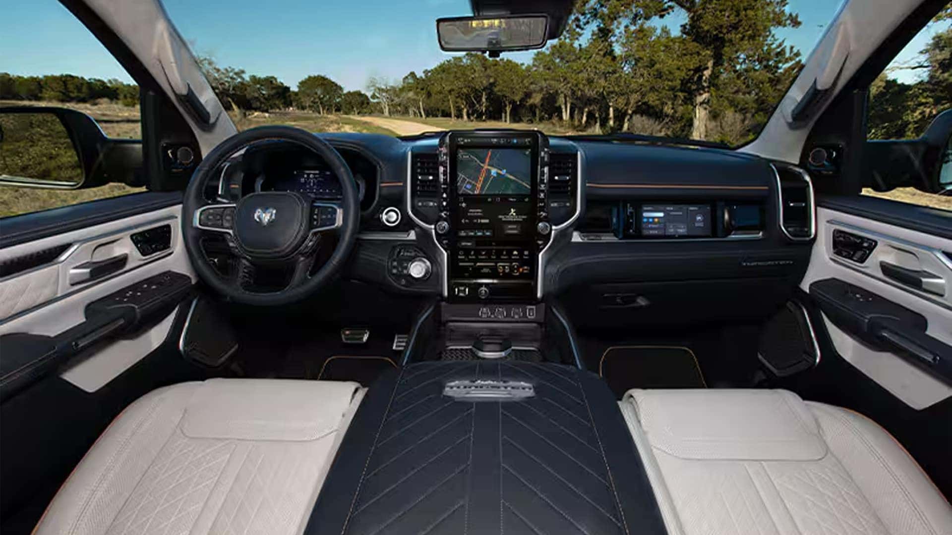 2025 Ram 1500 interior