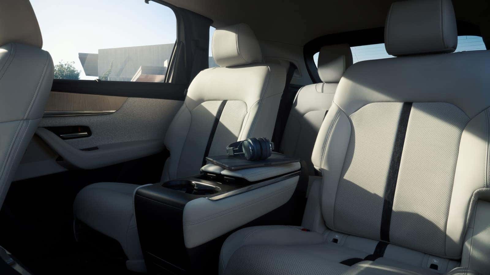 Mazda CX-90 Interior